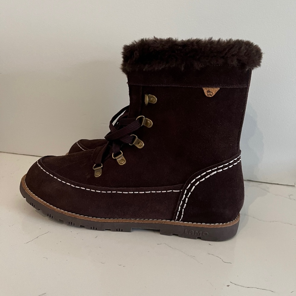 Lamo Suede Boots